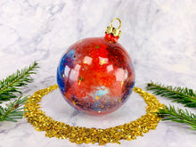 Load image into Gallery viewer, Twinkling Ornament