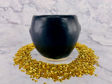 Load image into Gallery viewer, Dusty Star-eyes