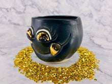 Load image into Gallery viewer, Elatious Capricorn