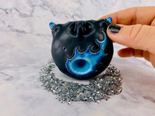 Load image into Gallery viewer, Blue Oni Puffer