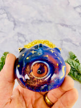 Load image into Gallery viewer, Polaris, Smokable Ornament