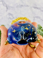 Load image into Gallery viewer, Polaris, Smokable Ornament