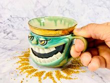 Load image into Gallery viewer, King Shamrock