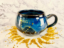 Load image into Gallery viewer, I Contain Multitudes