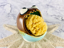 Load image into Gallery viewer, Sponge Retainer