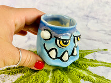 Load image into Gallery viewer, Oni Blue