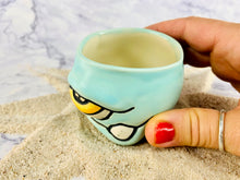 Load image into Gallery viewer, Young Beachmaster