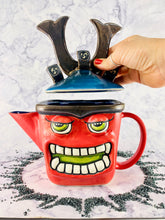 Load image into Gallery viewer, Shogun Teapot