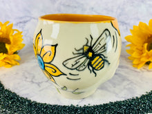 Load image into Gallery viewer, Busy as a Bee
