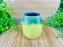 Load image into Gallery viewer, Chortles-leaf Grinbangs