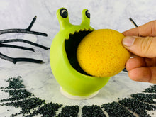 Load image into Gallery viewer, Sponge Slug