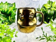 Load image into Gallery viewer, Oni De Oro Mug