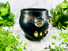 Load image into Gallery viewer, Peppercorn Pacifist