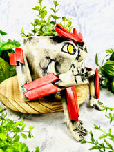 Load image into Gallery viewer, Scarlet Knightly