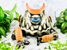 Load image into Gallery viewer, Ember Crescent Combatant