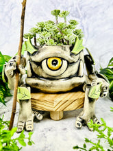 Load image into Gallery viewer, Lothlorien Leaf Mage