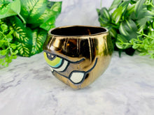 Load image into Gallery viewer, Sitting Bullion