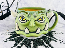 Load image into Gallery viewer, King Croc