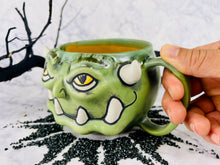 Load image into Gallery viewer, King Croc