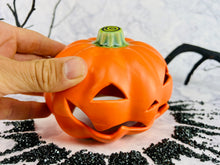 Load image into Gallery viewer, Spooks La'Kooks