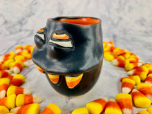 Load image into Gallery viewer, Sugary Hitchcock