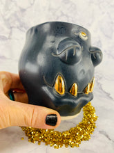 Load image into Gallery viewer, Midnight in the Garden