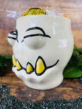 Load image into Gallery viewer, Toothy Smalls D'Gelfling