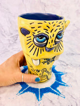 Load image into Gallery viewer, This is Abearica