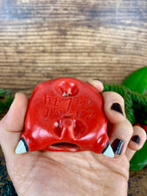 Load image into Gallery viewer, Efreetling Pocket Monster Pipe