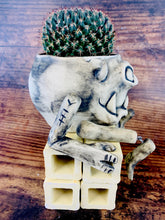 Load image into Gallery viewer, Ebenezer Grumpskin