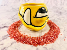 Load image into Gallery viewer, Yellow Pub-MaGleam