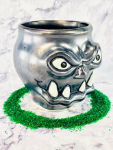 Load image into Gallery viewer, Guiness the Menace