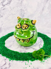 Load image into Gallery viewer, Cloverleaf Buckley