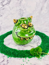 Load image into Gallery viewer, Cloverleaf Buckley