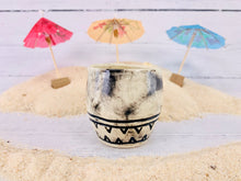 Load image into Gallery viewer, Un Poquito Coquito