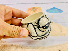 Load image into Gallery viewer, Sandytoe Kringle