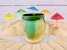 Load image into Gallery viewer, Santiana