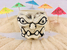 Load image into Gallery viewer, Headhunter Hanks