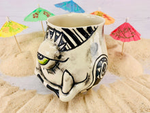 Load image into Gallery viewer, Sun Surfer