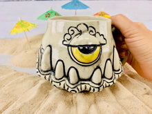 Load image into Gallery viewer, Hurricane King